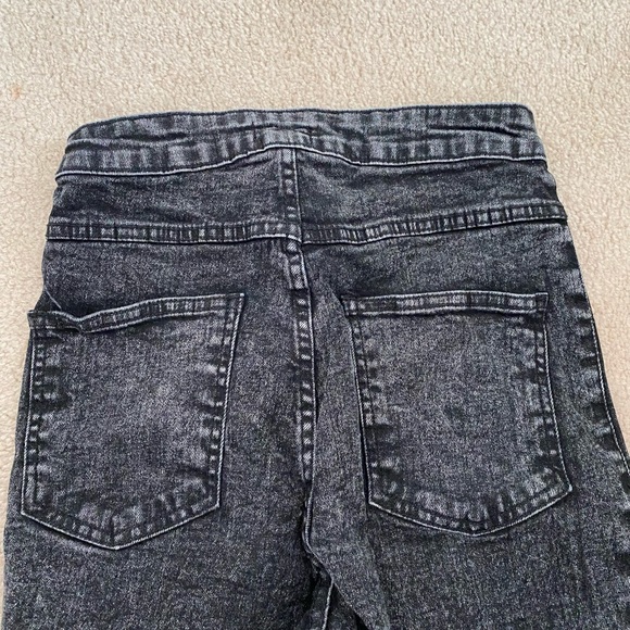 Pretty little thing flare jeans in acid wash - Picture 3 of 5